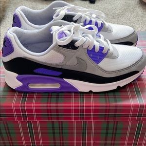Nike air max 90 “hyper grape”